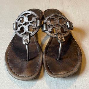 Tory Burch Miller Tumbled Leather Platinum 8.5